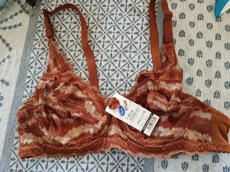 Sutiã marrom e bege de renda novo tamanho 100B – photo 2